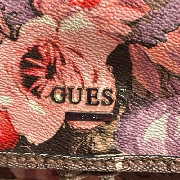 GUESS Backpack - Picture 6 of 9